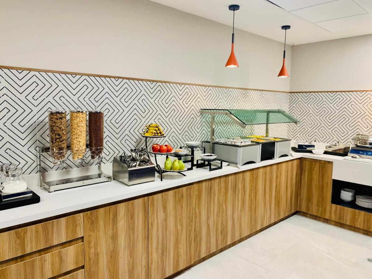 Holiday Inn Express - Guadalajara Vallarta Poniente By Ihg Zapopan Extérieur photo