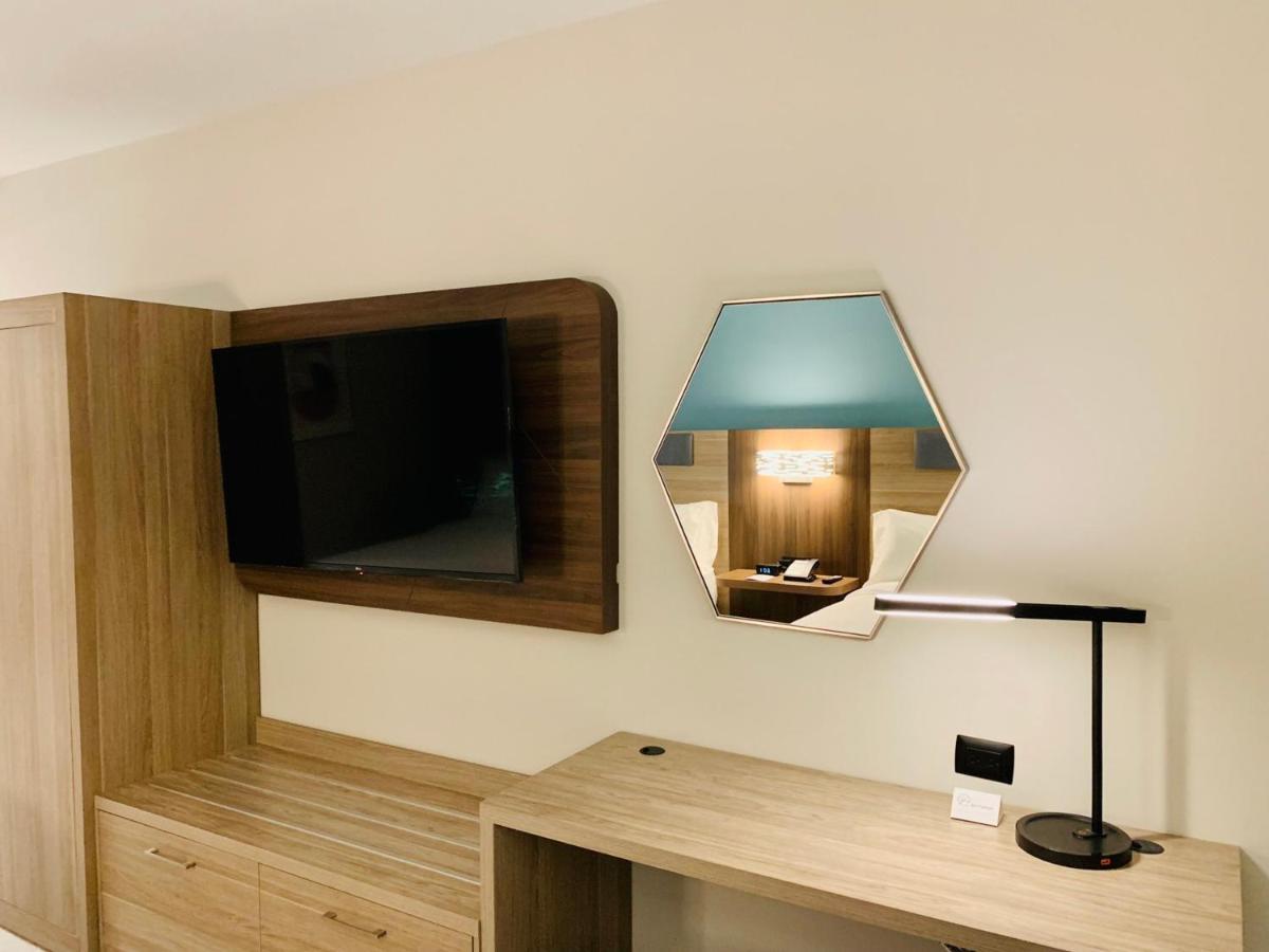 Holiday Inn Express - Guadalajara Vallarta Poniente By Ihg Zapopan Extérieur photo